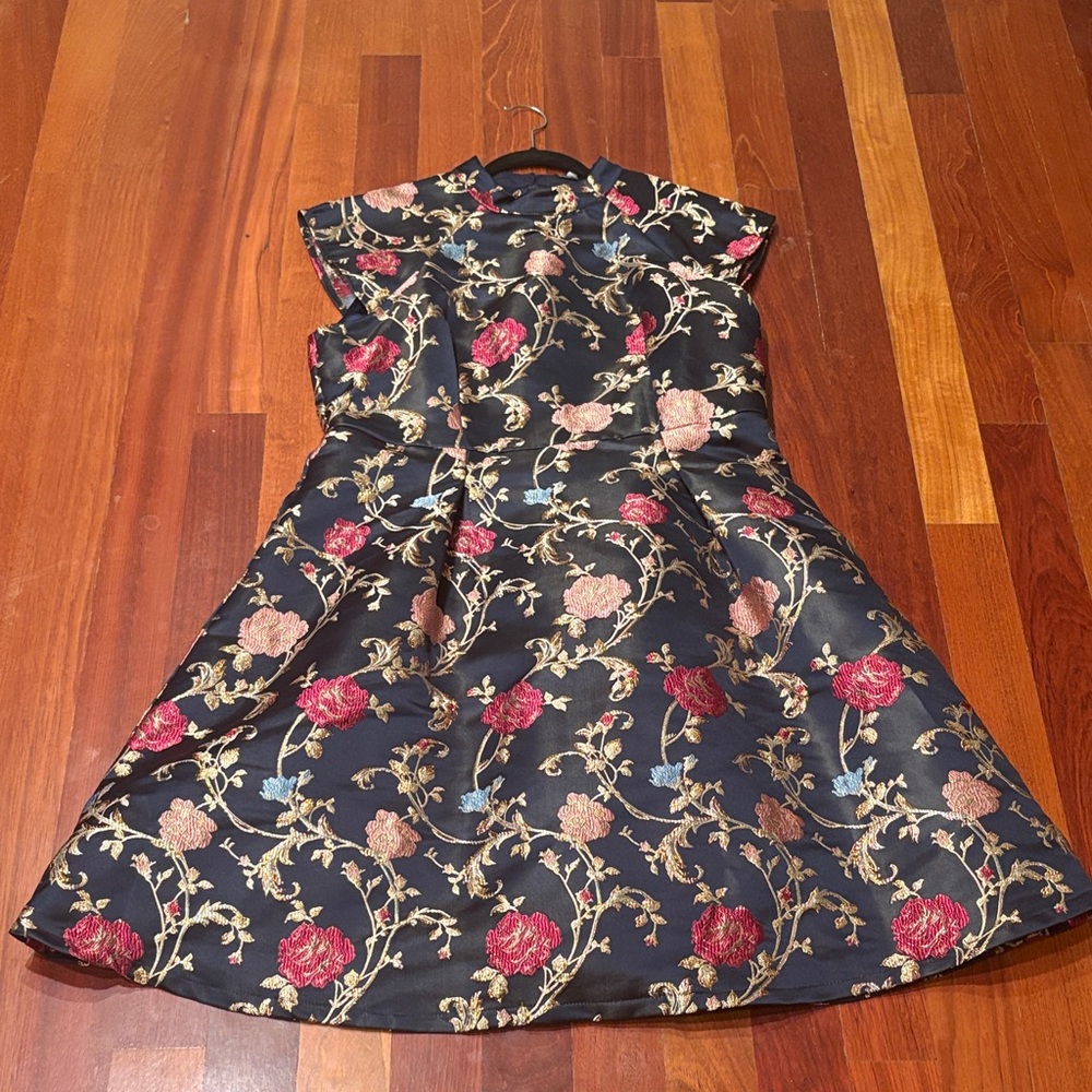Chi Chi London Curve Elegant Navy Cocktail Dress with Pink & Gold Floral Design